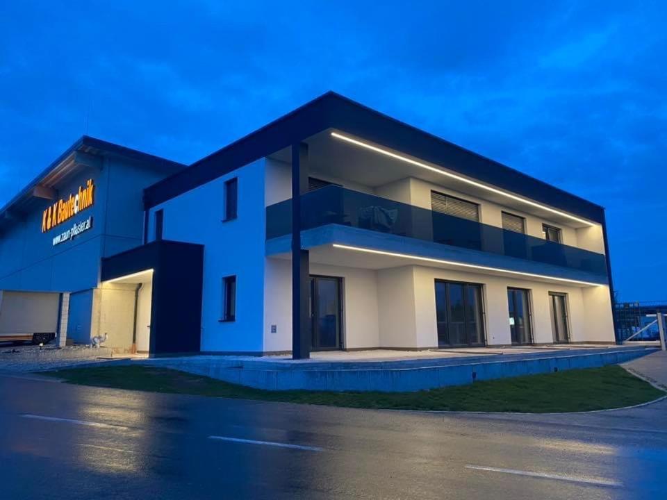 Wohnung City Nord Mit Balkon Herzogsdorf Eksteriør bilde